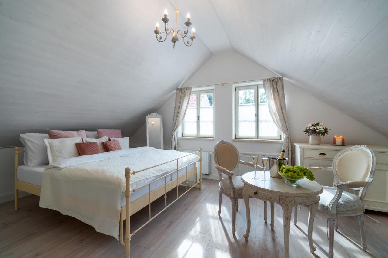 קונטה הורה Boutique Hotel Soukenikuv Dum מראה חיצוני תמונה