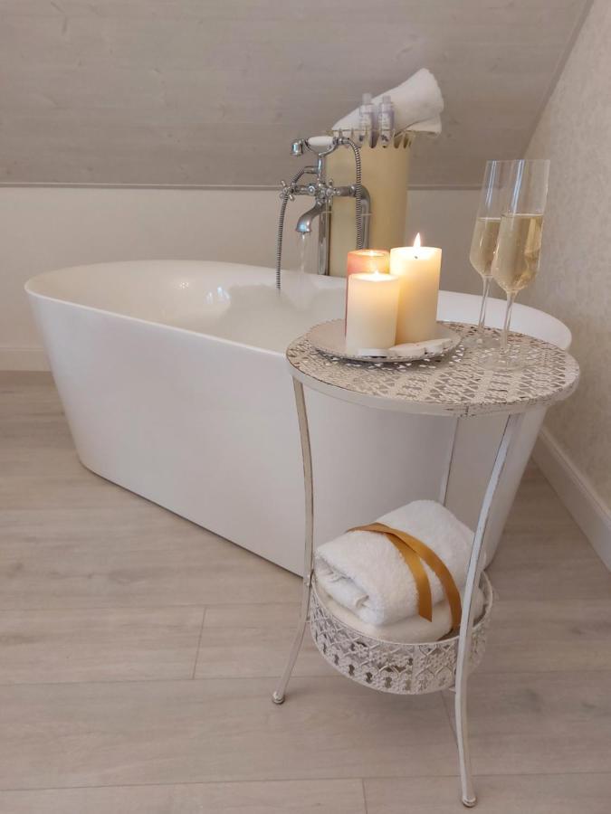 קונטה הורה Boutique Hotel Soukenikuv Dum מראה חיצוני תמונה