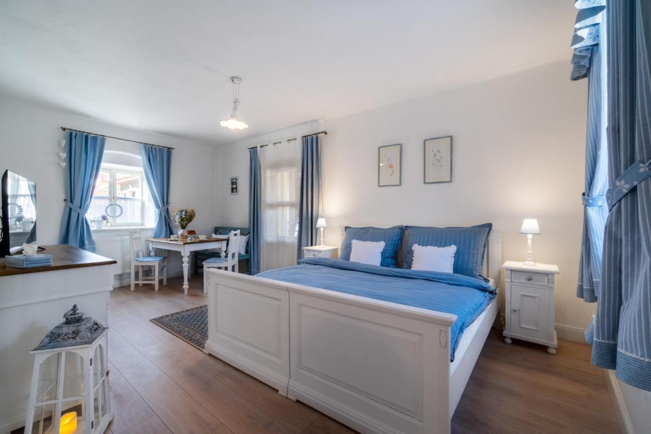 קונטה הורה Boutique Hotel Soukenikuv Dum מראה חיצוני תמונה